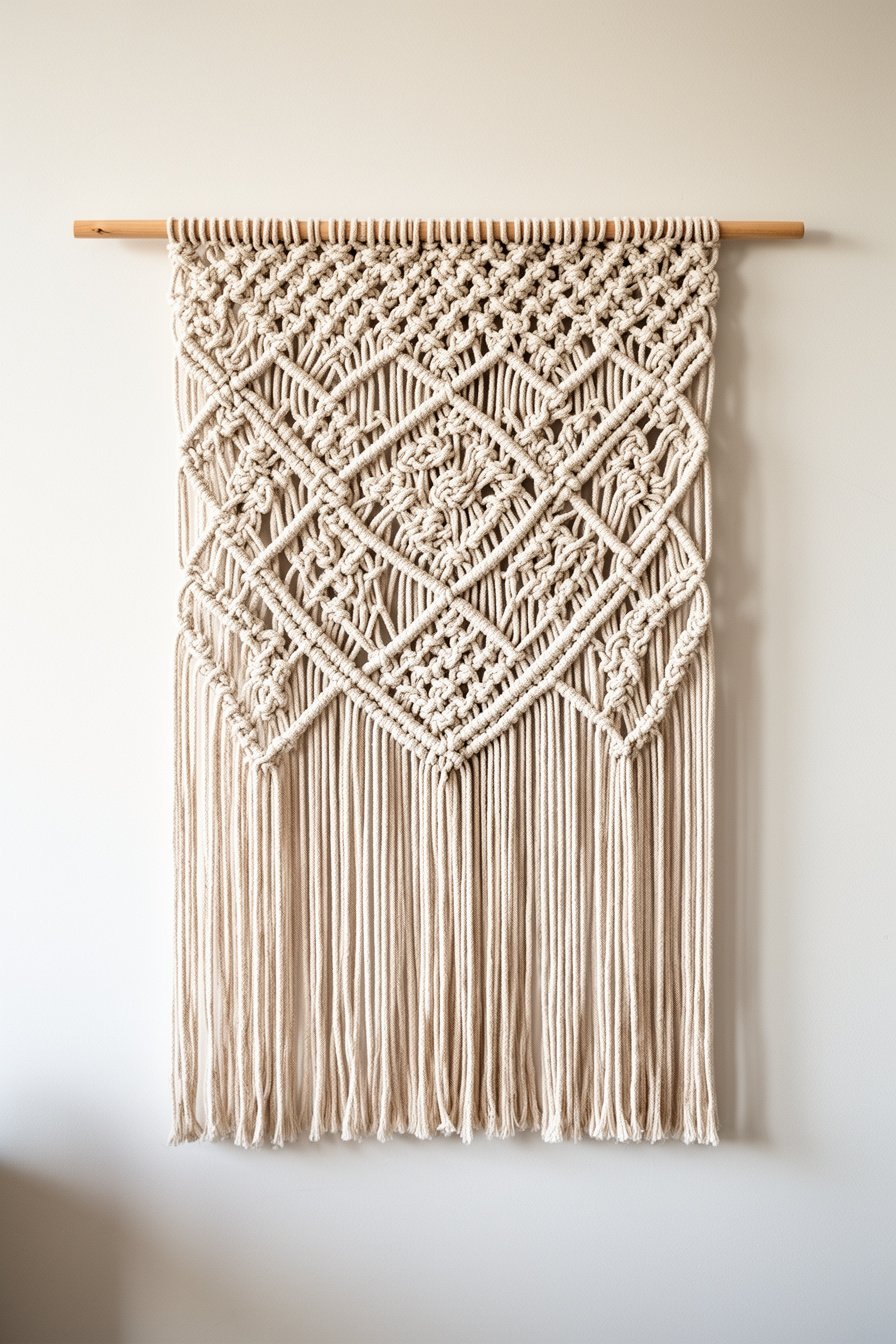 Makramee Wandbehang als Boho-Sommerdeko im Wohnzimmer